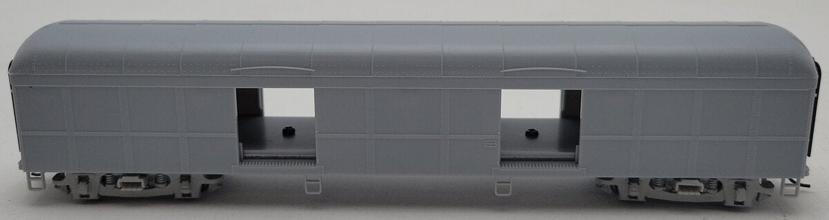 Walthers 932-5870 HO Scale Undecorated B60B Baggage Car NIB