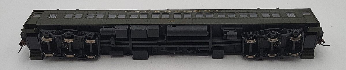 Walthers HO Scale Lackawanna Passenger Car #256 LN