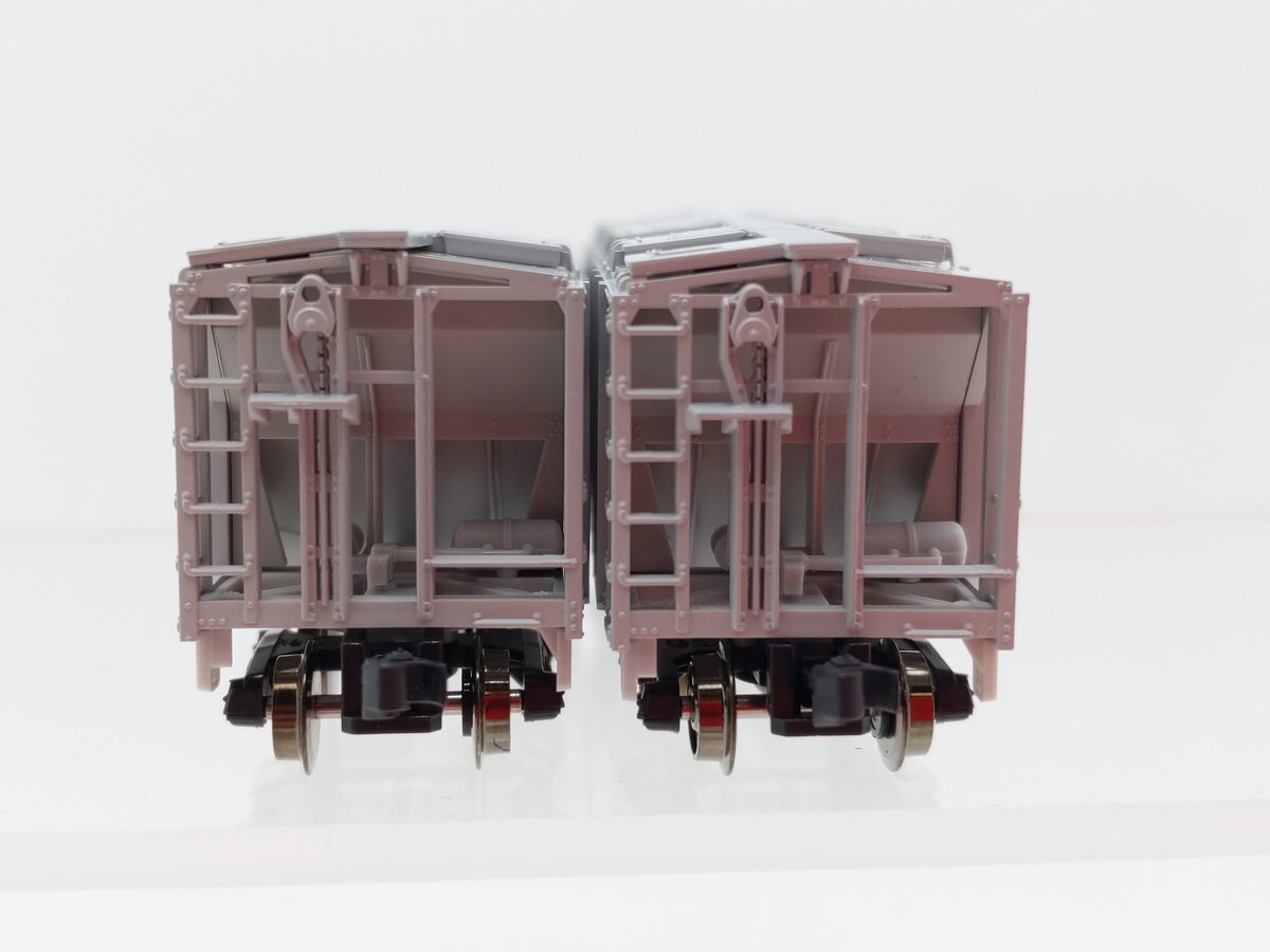 Kato 186-0203 N Scale Milwaukee Road AC&F 70 Ton Covered Hoppers (Pack of 2) LN/Box