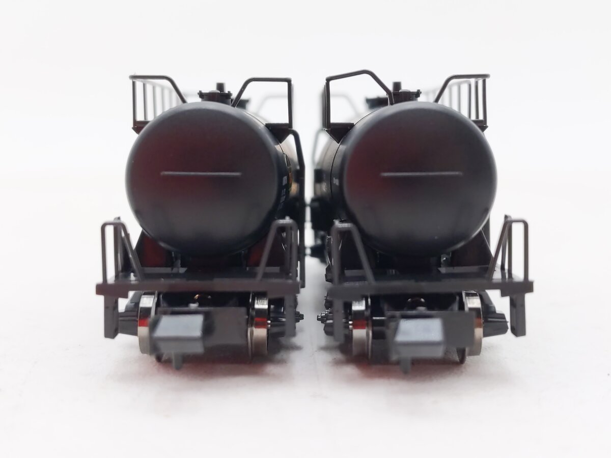 Kato 8067 N Scale TAKI 10600 Myojo Cement Tank Car Set (2 Cars) LN/Box