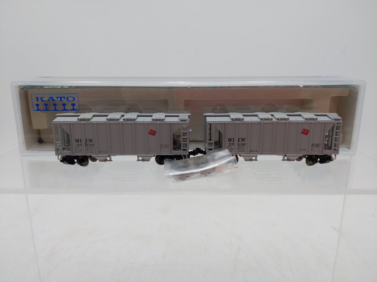 Kato 186-0204 N Scale Milwaukee Road 70' Covered Hopper Set (Set of 2) EX/Box
