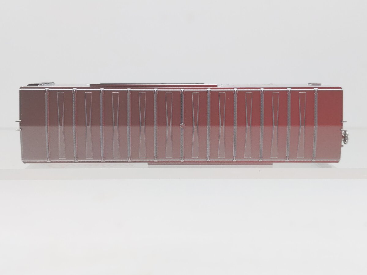 Micro-Trains 74040/1 N Canadian Pacific 40' Standard Plug Door Boxcar #285608 LN/Box