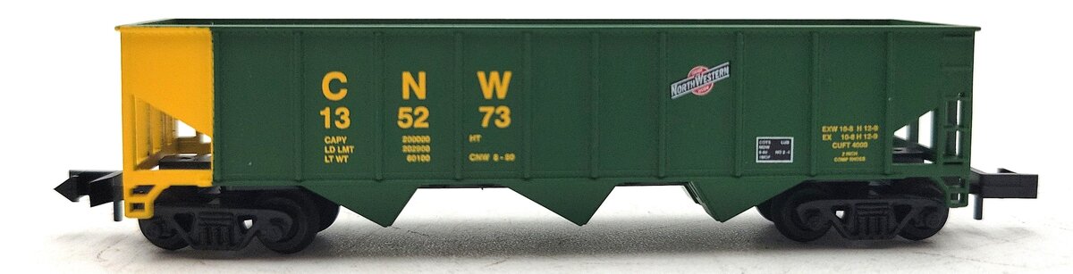 Roundhouse 86001 N-Scale Chicago & North Western 3-Bay Steel Open Hopper #135273 LN/Box