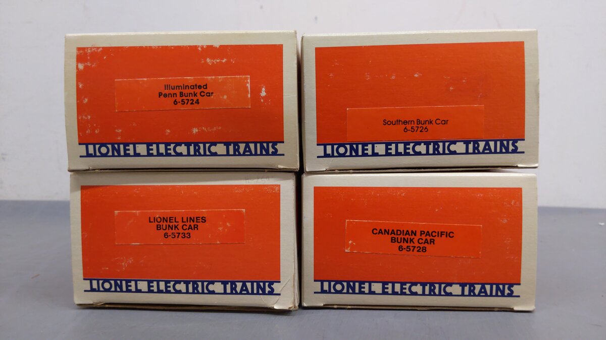 Lionel O Assorted Freight Cars 5728, 5724, 5726, 5733[4] EX/Box