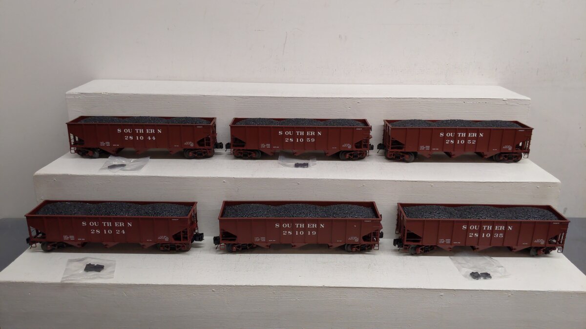 MTH 20-90397 O Scale Southern 70-Ton 3-Bay Hopper Car W/Coal Load (Set of 6) EX/Box