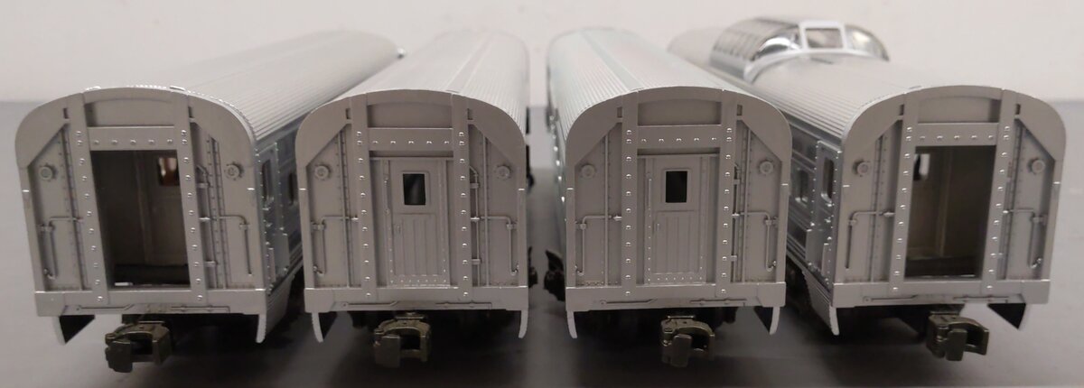 MTH 20-6015 O Union Pacific 60' Aluminum Passenger Car Set (Set of 4) EX/Box