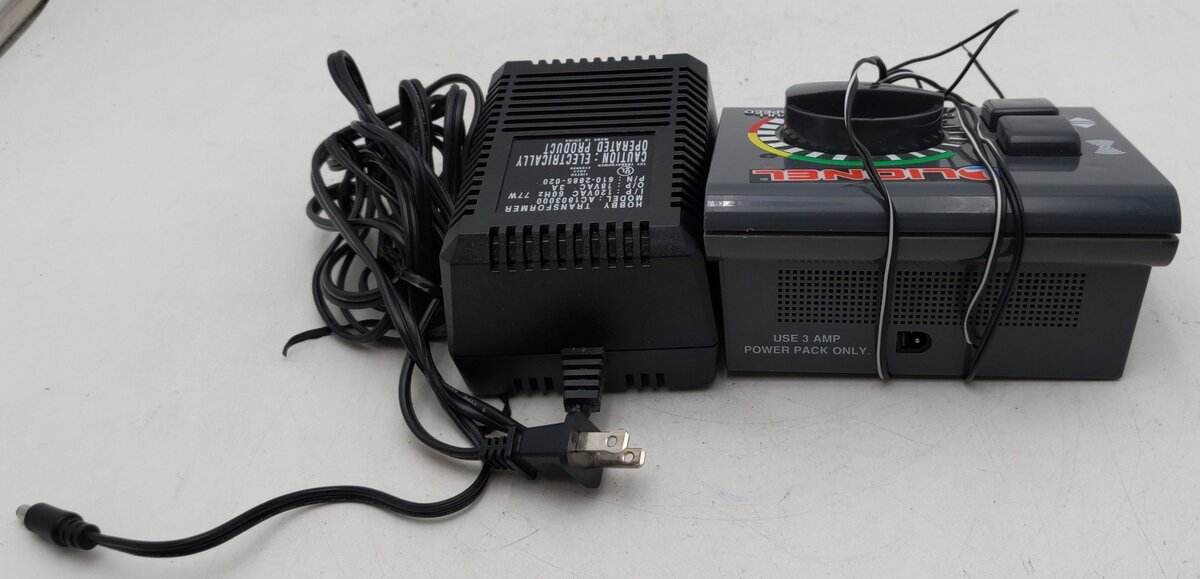 Lionel 6-12885 O Gauge 40W 3-Amp Power and Control System EX/Box