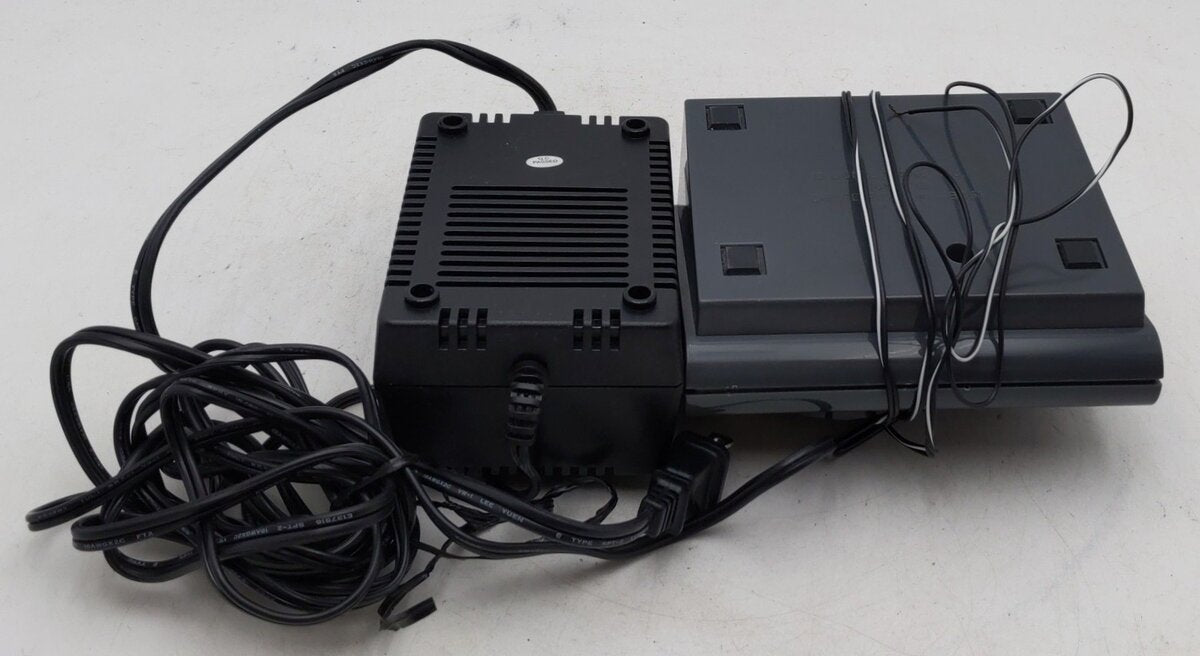 Lionel 6-12885 O Gauge 40W 3-Amp Power and Control System EX/Box