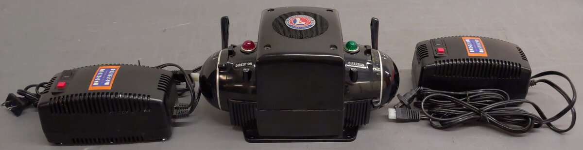 Lionel 6-32930 ZW Multi-Watt Transformer with Two 180 Watt Transformers EX/Box