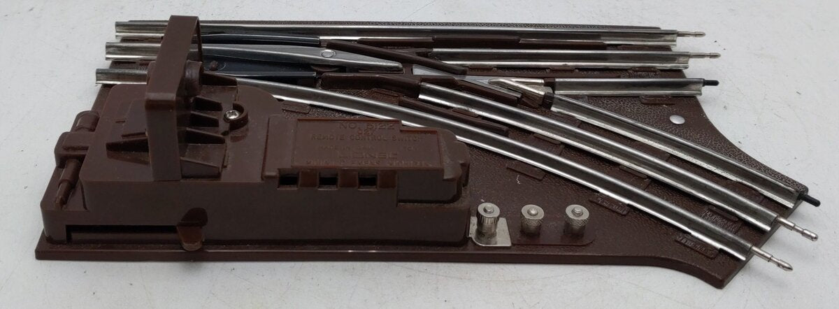 Lionel 6-5122 027 Right Hand Remote Control Switch Turnout EX/Box