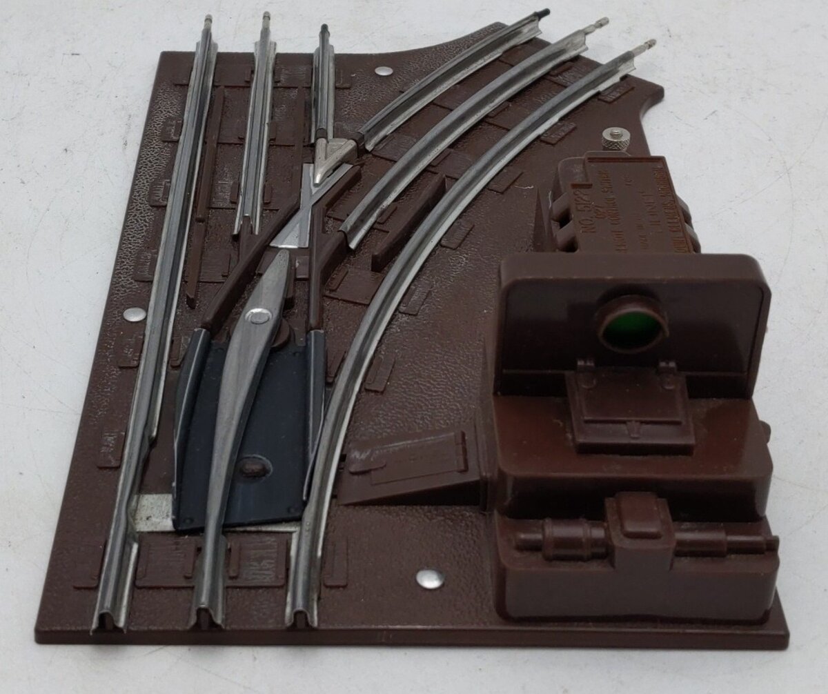 Lionel 6-5122 027 Right Hand Remote Control Switch Turnout EX/Box