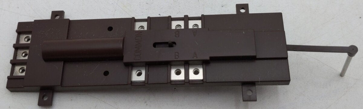 Atlas 6098 O Gauge Deluxe Under-Table Switch Machine EX/Box