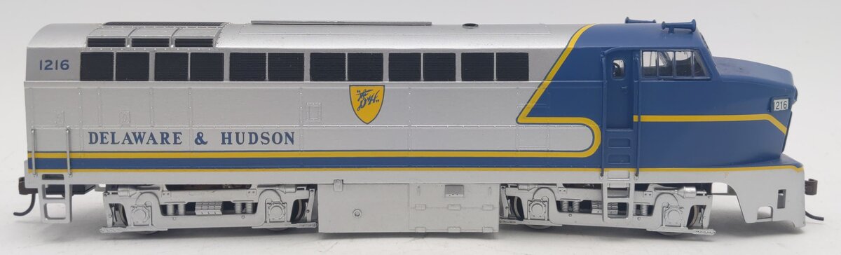 Bachmann 61806 HO D&H Baldwin RF16A Sharknose Diesel Locomotive #1216 w/DCC EX/Box