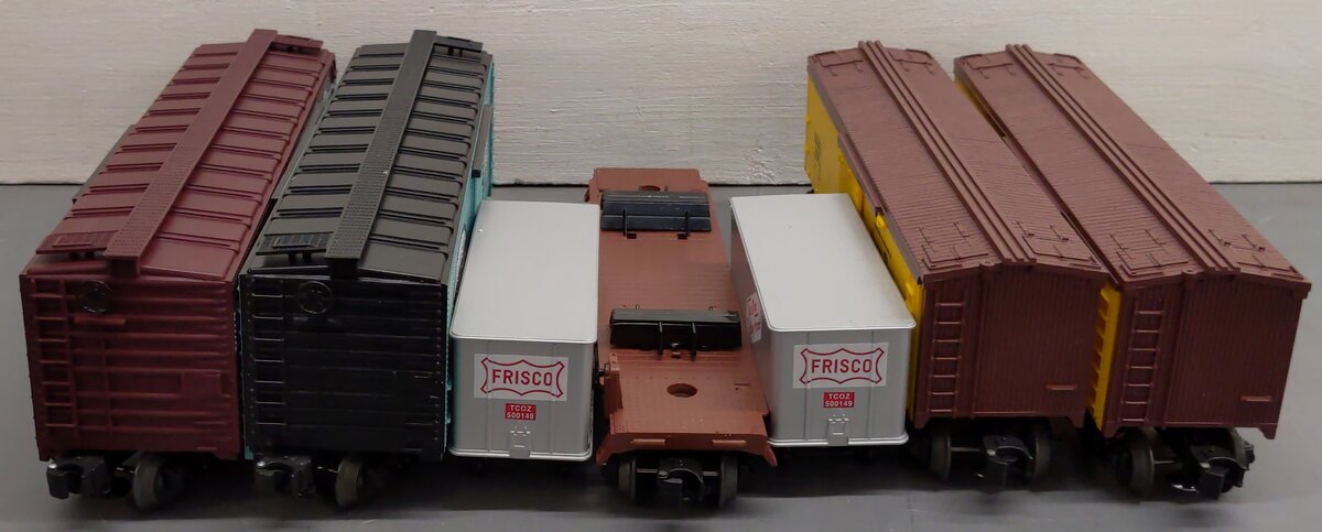Lionel O Gauge Assorted Freight Cars 6-17220, 6-16926, 6-17221, 6-5722 [5] VG/Box