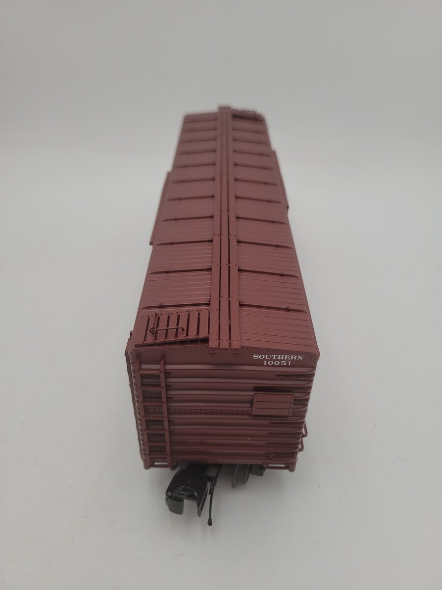MTH 20-93932 O Gauge Southern 40' AAR Freight Box Car #10051 EX/Box