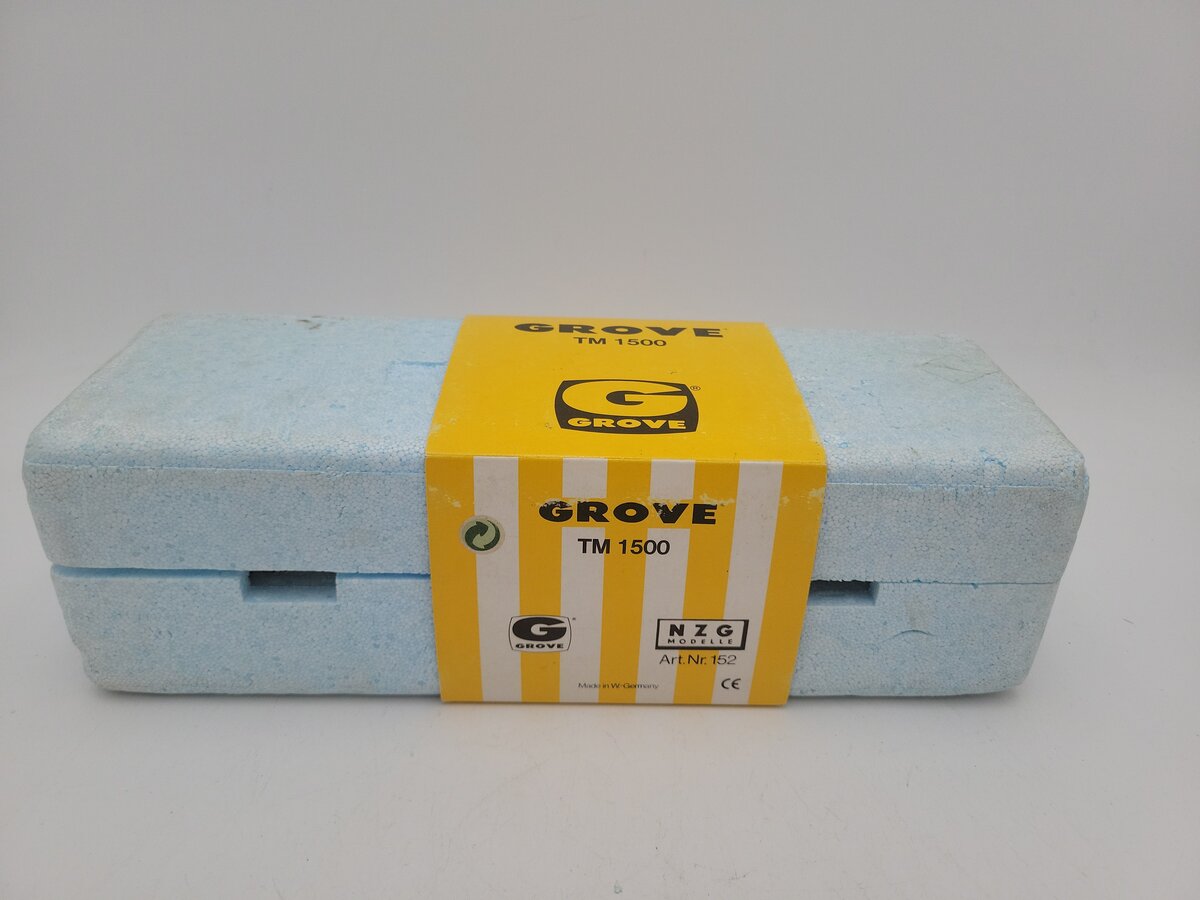 NZG 152 1:55 Scale Yellow Model TM 1500 Die-Cast Extendable Boom Crane W/Emblem EX/Box