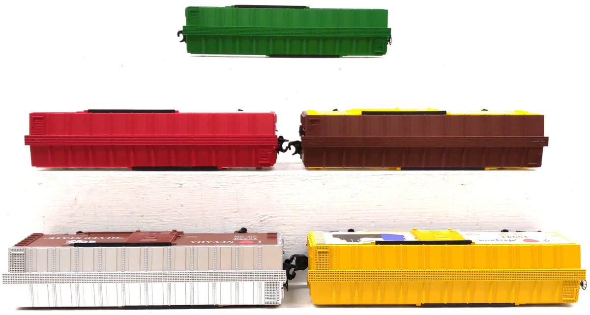 Lionel O Assorted "I Love" Boxcars: 19919, 19926, 19933, 19942, 19943 [5] LN/Box
