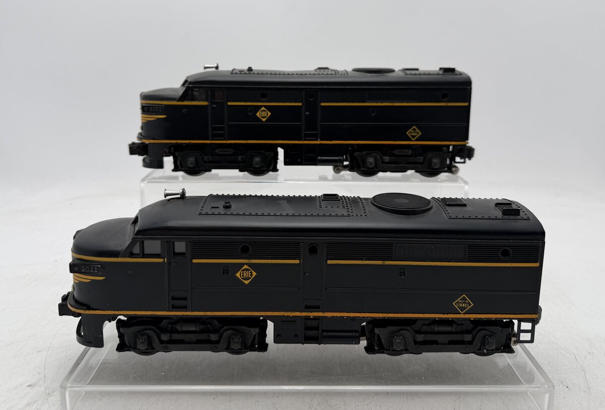 Lionel 2032 Vintage O Erie Alco AA Diesel Locomotive Set EX