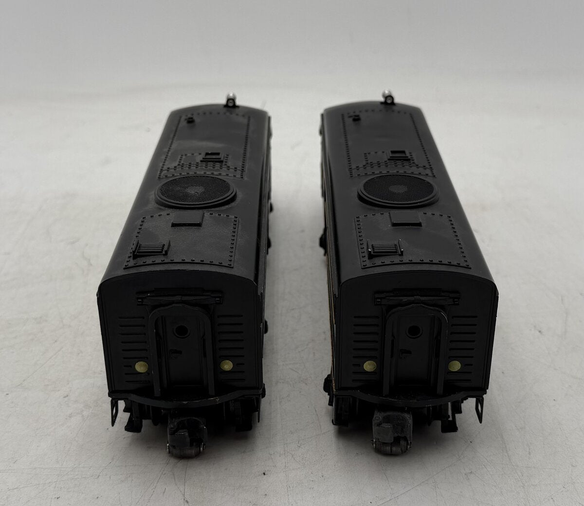 Lionel 2032 Vintage O Erie Alco AA Diesel Locomotive Set EX