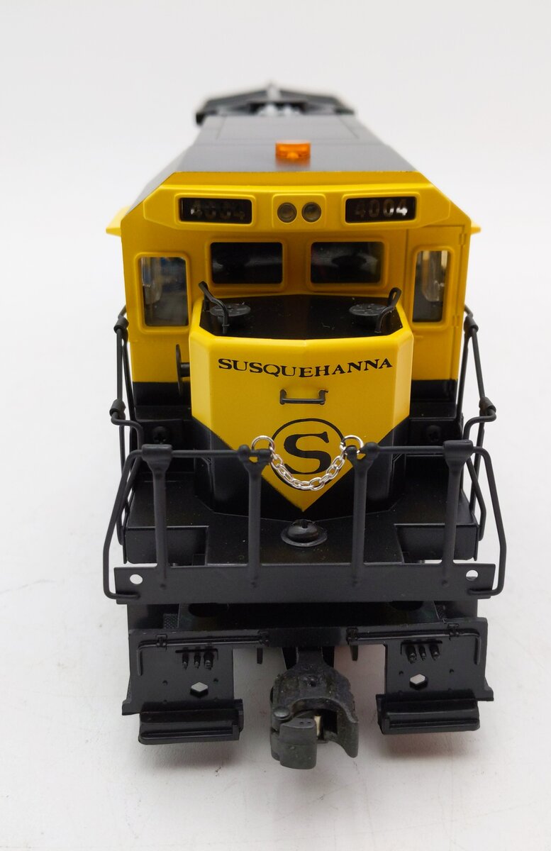 Lionel 6-18218 O Gauge Susquehanna Dash 8-40B Diesel Locomotive #4004 LN/Box