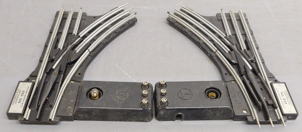 Lionel 022 O Gauge Left-Hand & Right-Hand Electric Remote Switches VG/Box