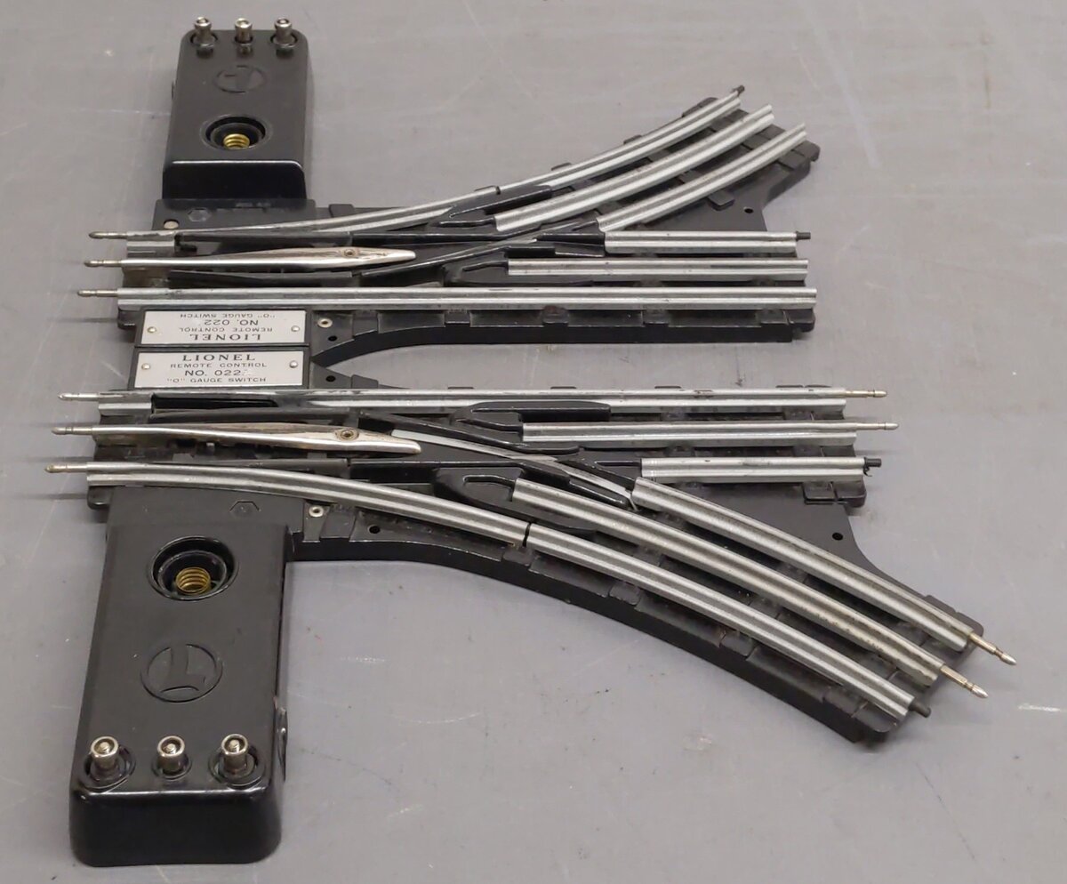 Lionel 022 O Gauge Left-Hand & Right-Hand Electric Remote Switches VG/Box