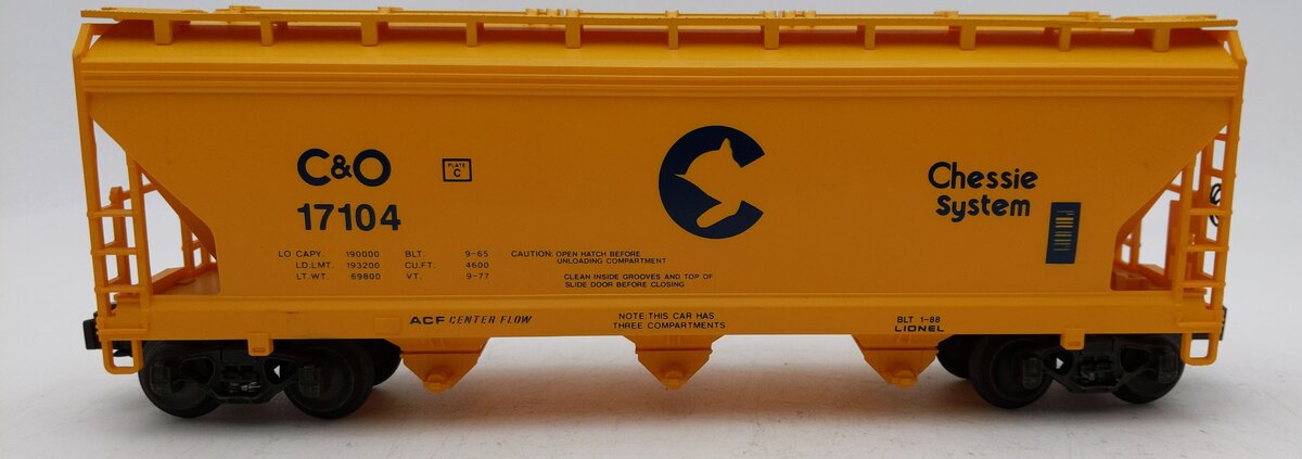 Lionel 6-17104 O Gauge Chessie System ACF 3-Bay Center Flow Hopper LN