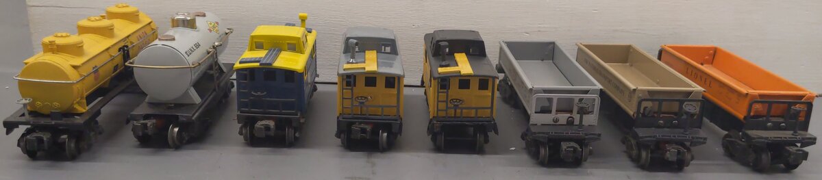 Assorted O Gauge Custom Painted Postwar Freight Cars [8]