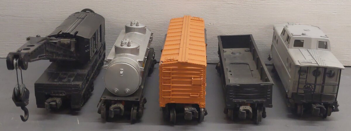 Lionel Vintage O Gauge Frei8ght Cars #2465,641751,2460,347000,X2454 [5] VG