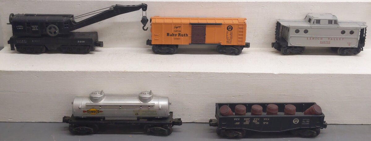 Lionel Vintage O Gauge Frei8ght Cars #2465,641751,2460,347000,X2454 [5] VG