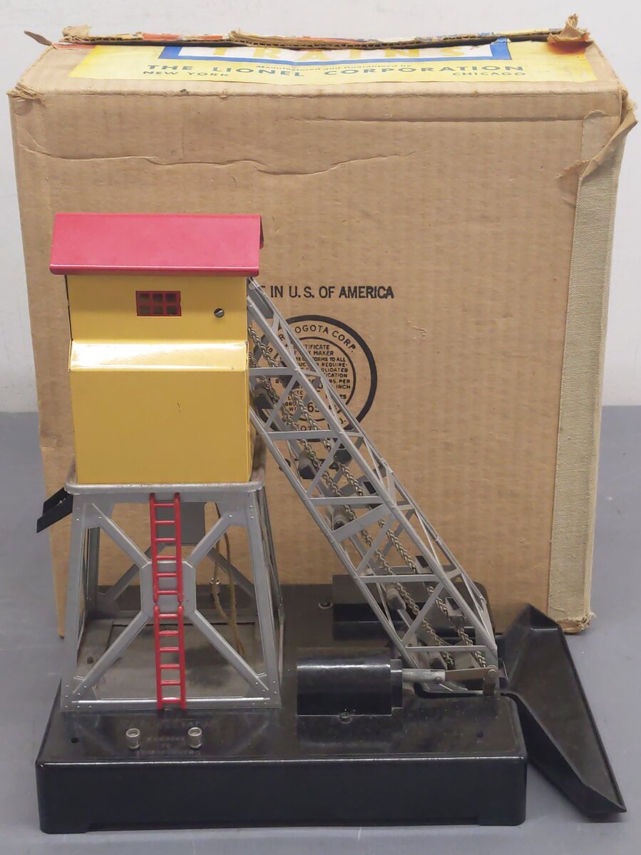 Lionel 97 Vintage O Operating Coal Elevator Loader VG/Box