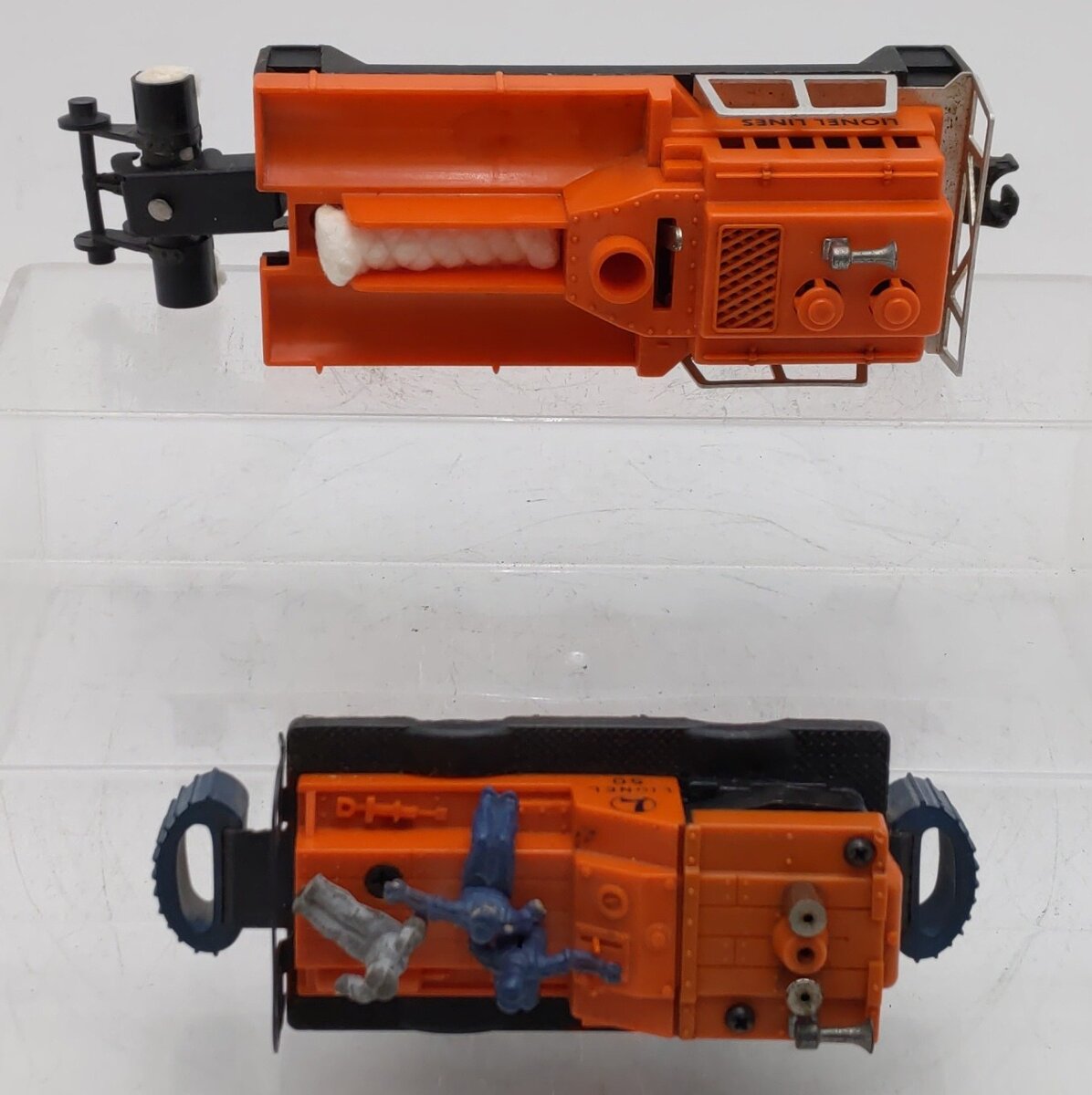 Lionel Vintage O Gauge Motorized Cars #50,3927 [2] VG