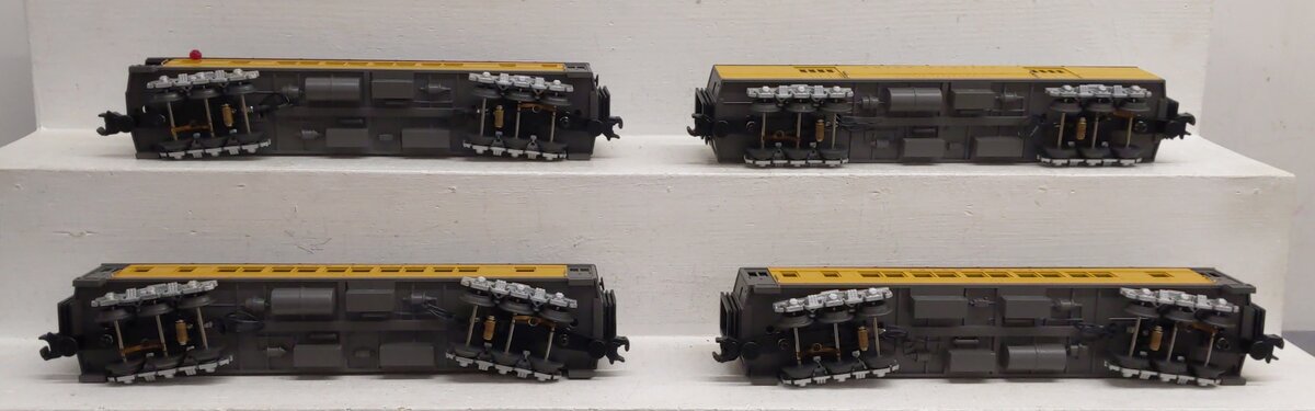 MTH 30-6252 O Union Pacific RailKing O-27 Madison Passenger Car Set (Set of 4) EX/Box