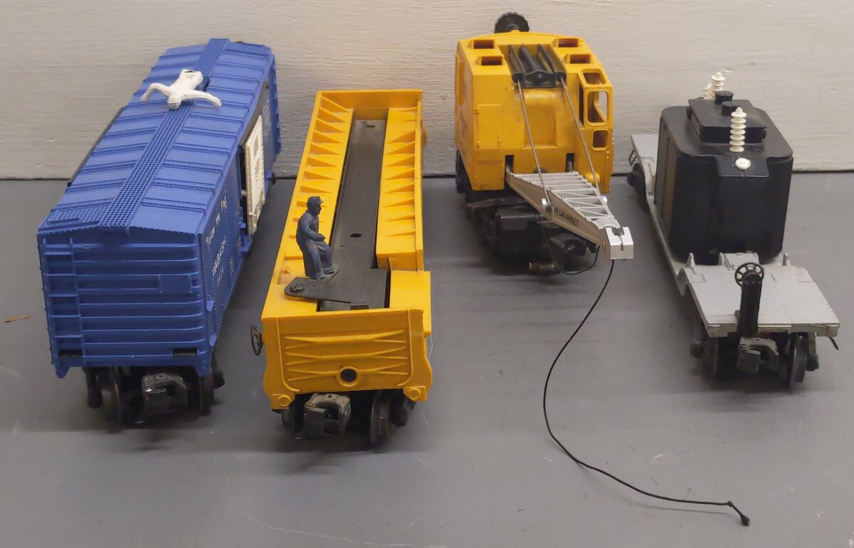 Lionel Vintage O Gauge Freight Cars #3562,2461,3424,3360 [4] VG/Box