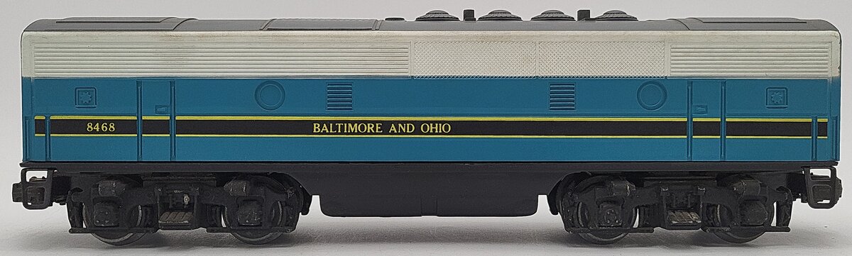 Lionel 6-8468 O Baltimore & Ohio F3 B-Unit Dummy Diesel Locomotive #8468 VG
