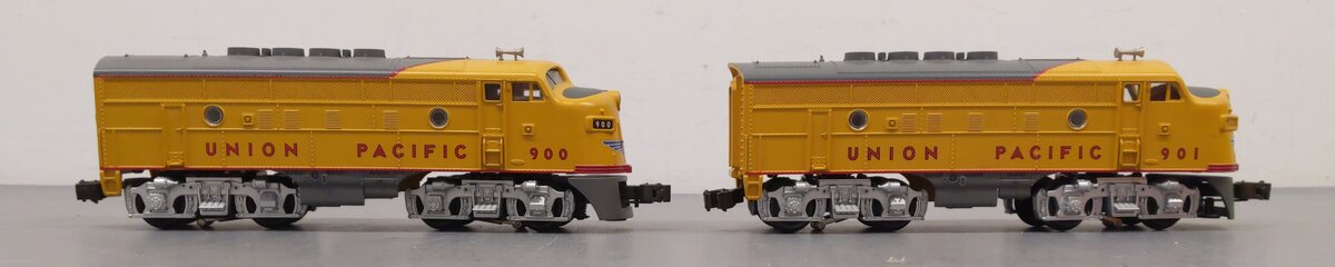 MTH 30-2002 O Union Pacific F-3 Diesel AA Set Engine w/Horn #900/901 EX/Box