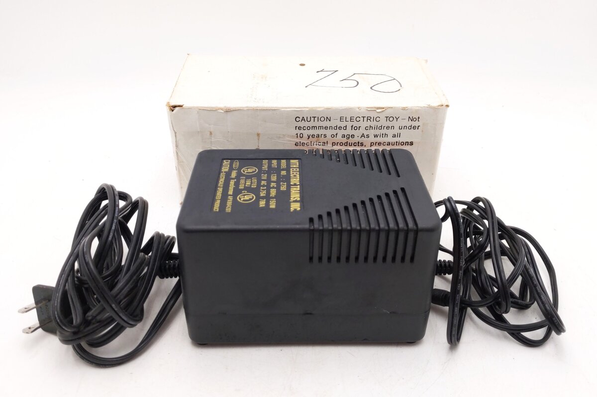 MTH 40-750 Z-750 Hobby Transformer Power Unit Only EX/Box