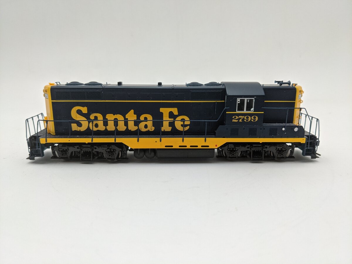 Proto 2000 23037 HO Scale Santa Fe GP9 Diesel #2799 EX/Box