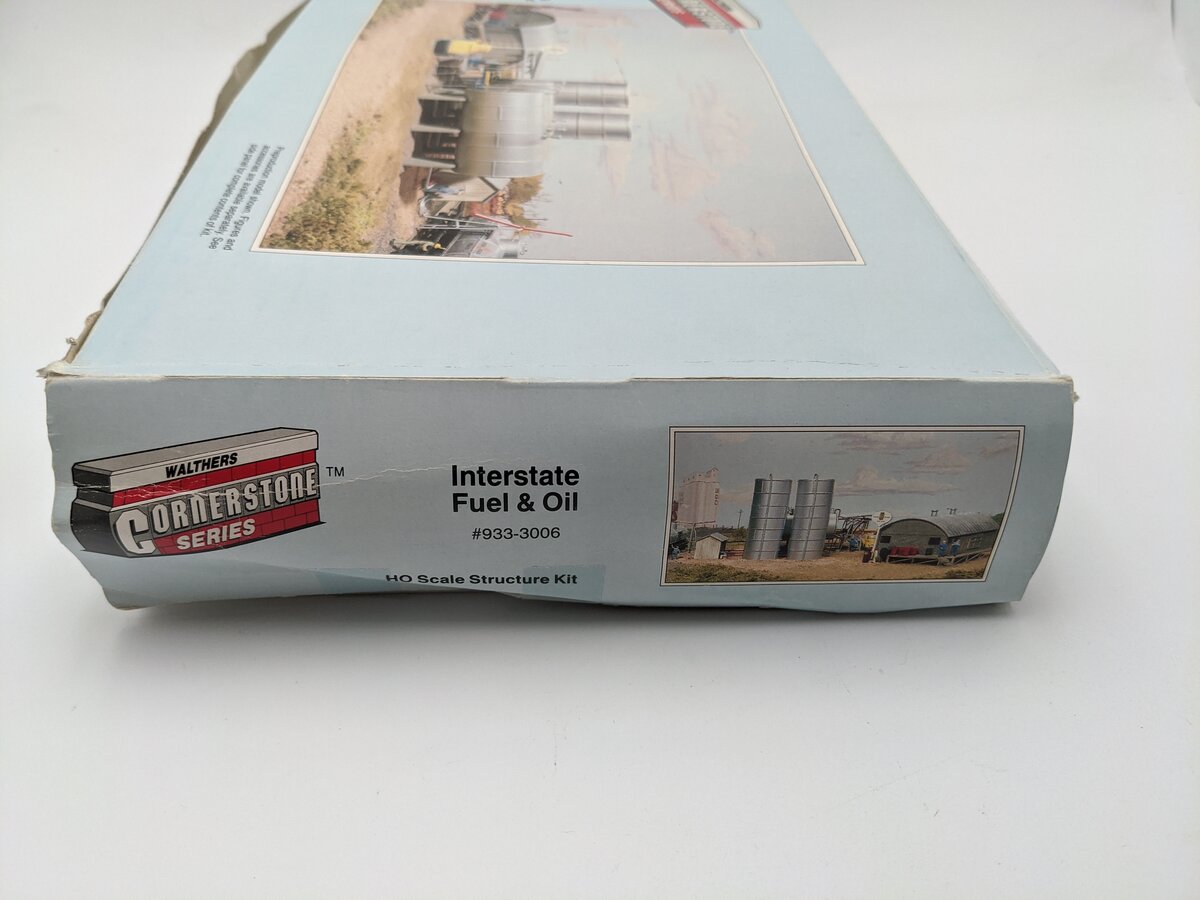 Walthers 933-3006 HO CornerStone Interstate Fuel & Oil Company Structure Kit LN/Box