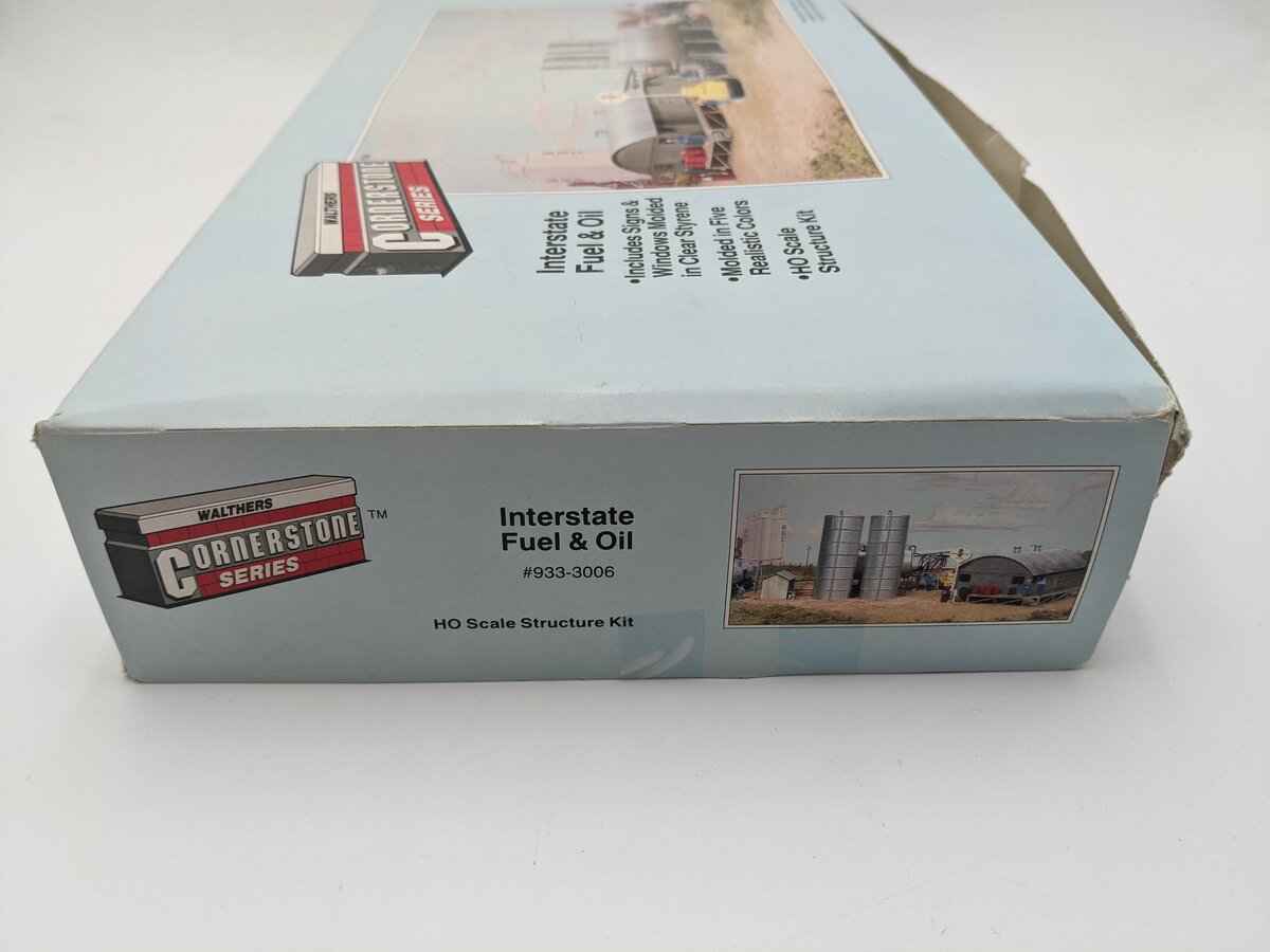 Walthers 933-3006 HO CornerStone Interstate Fuel & Oil Company Structure Kit LN/Box