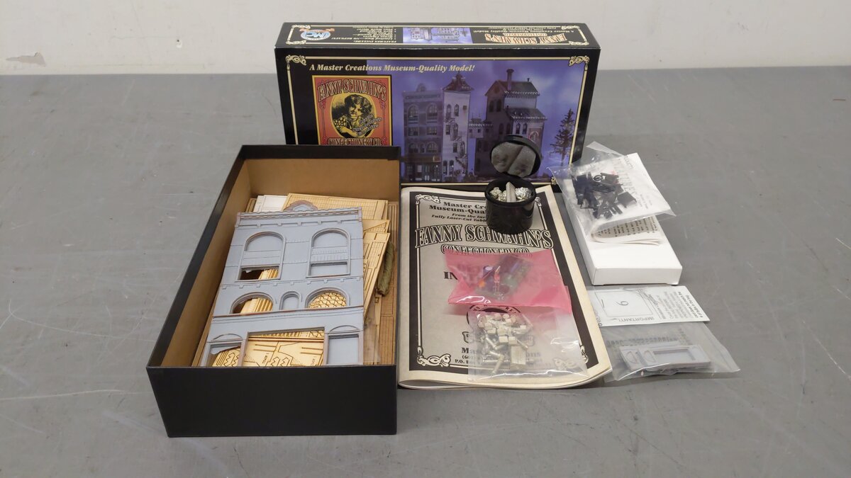 Master Creations 75 HO/HOn3 Fanny Schwahn's Confectionery Company Kit LN/Box