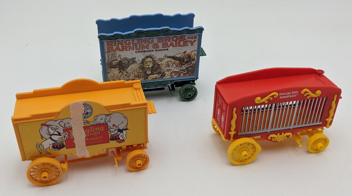 K-Line 6-22498 O Gauge Ringling Bros. Flat Car w/ Circus Wagons VG