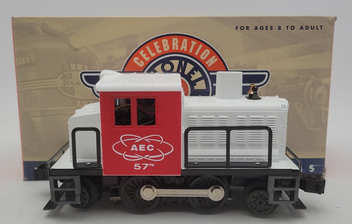 Lionel 6-18583 O Gauge AEC Postwar Celebration Switcher #57 EX/Box
