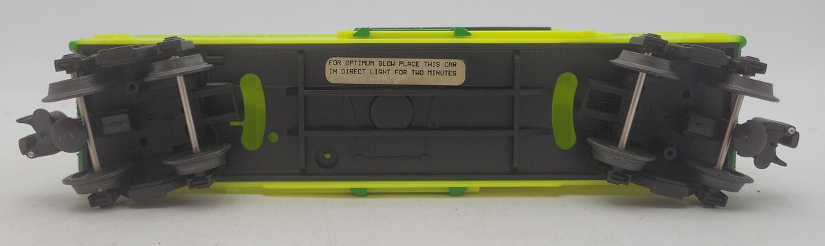 Lionel 6-26215 O Gauge AEC Glow in the Dark Boxcar EX/Box