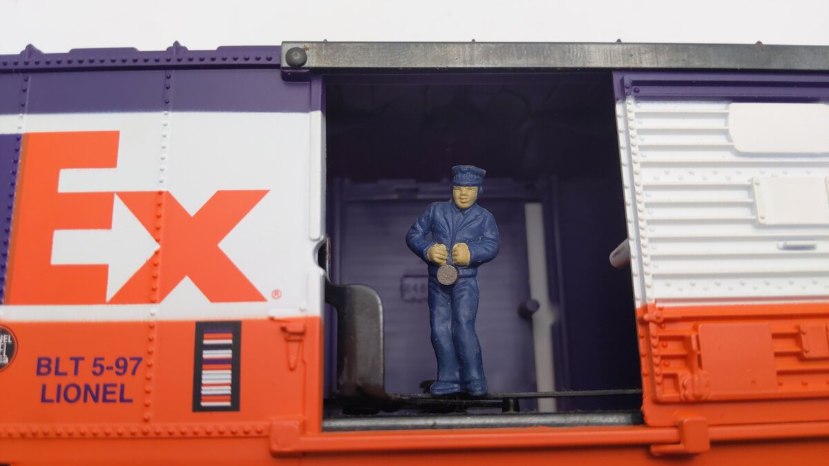 Lionel 6-19835 O Gauge FedEx Operating Boxcar #3464 VG/Box