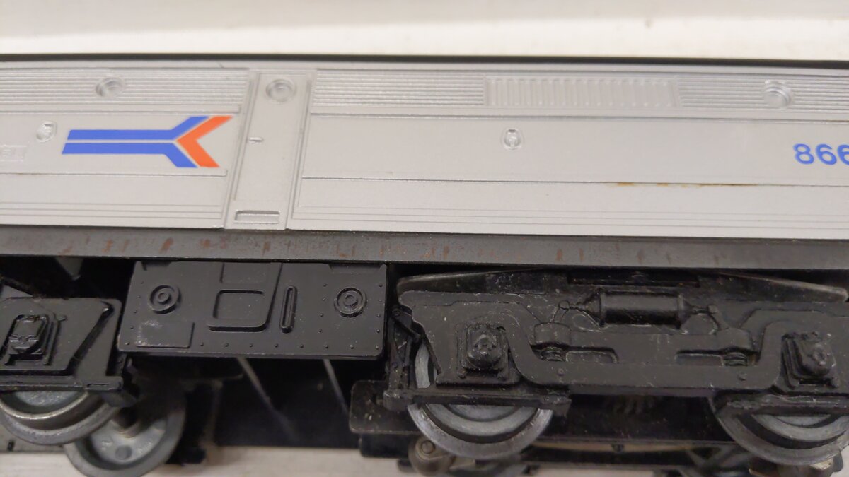 Lionel 6-1663 Amtrak Lakeshore Limited Passenger Set (No Track) VG/Box