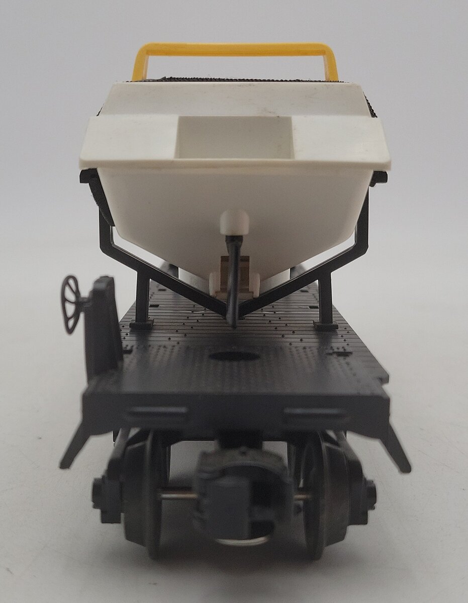 Lionel 6-16661 O Gauge Lionel Flatcar with Motorized Boat EX/Box