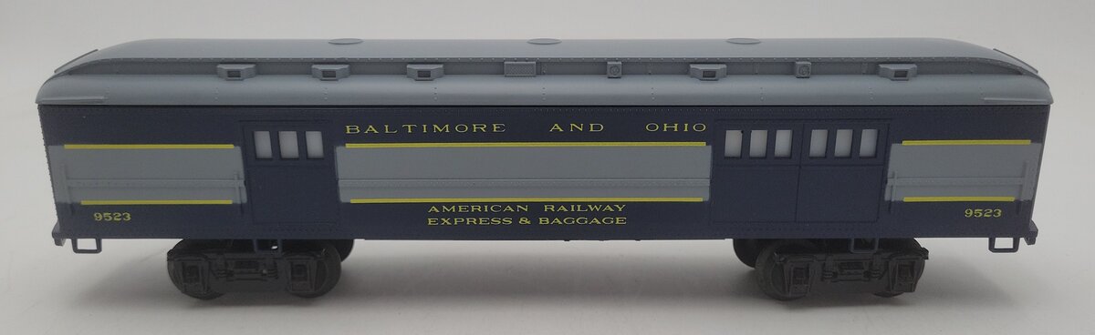 Lionel 6-9523 O Gauge Baltimore & Ohio Baggage Car EX