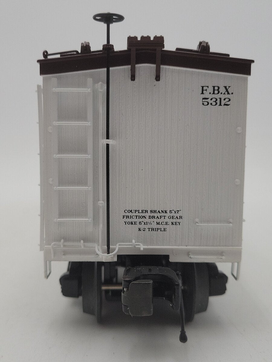MTH 20-94300 O Gauge Robin Hood Beer Reefer Car #5312 LN/Box