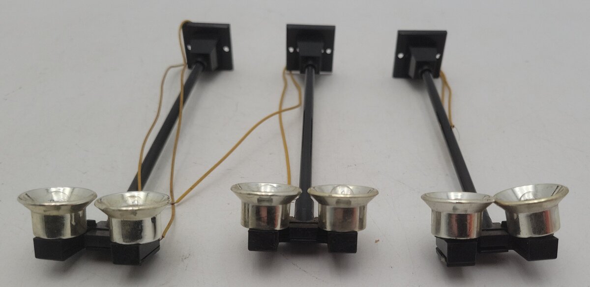 Lionel 6-12927 O Dual Illuminated #65 Yard Lights (Set of 3) EX/Box